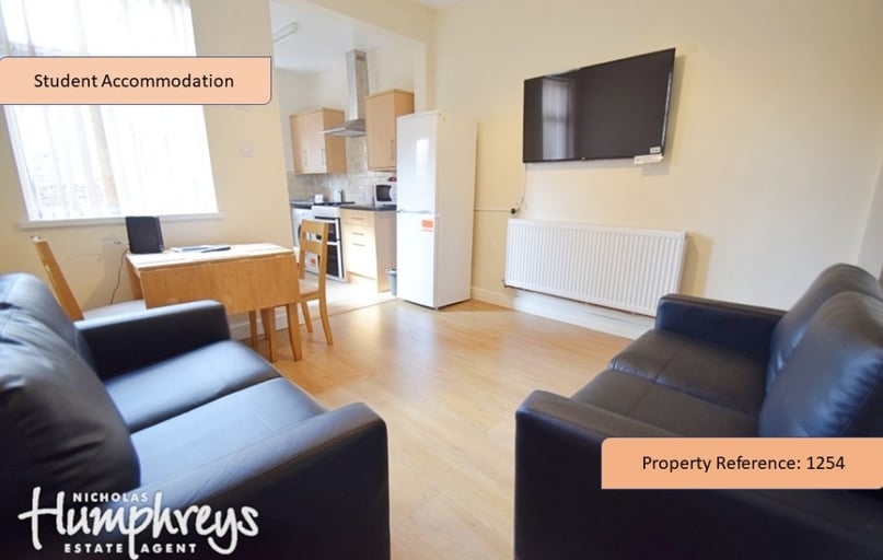 Beresford Street, Shelton, Stoke - Image 1