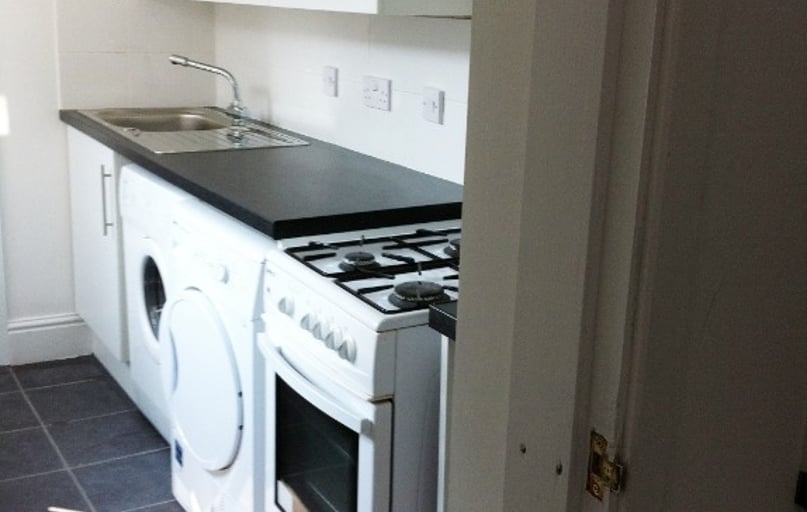 Lonsdale Street, Penkhull, Stoke - Image 1