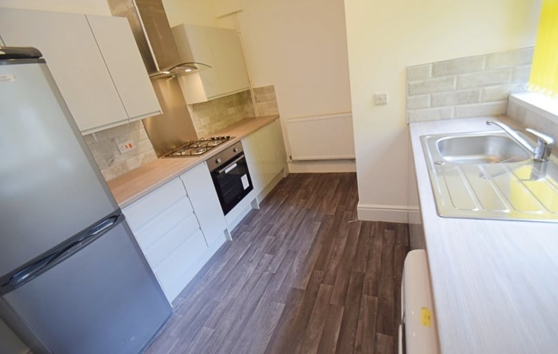 Leek Road, Joiners Square, Hanley, Stoke - Image 1