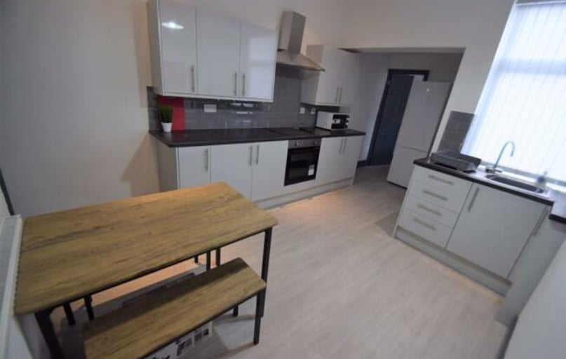 Elgin Street, Shelton, Stoke - Image 1