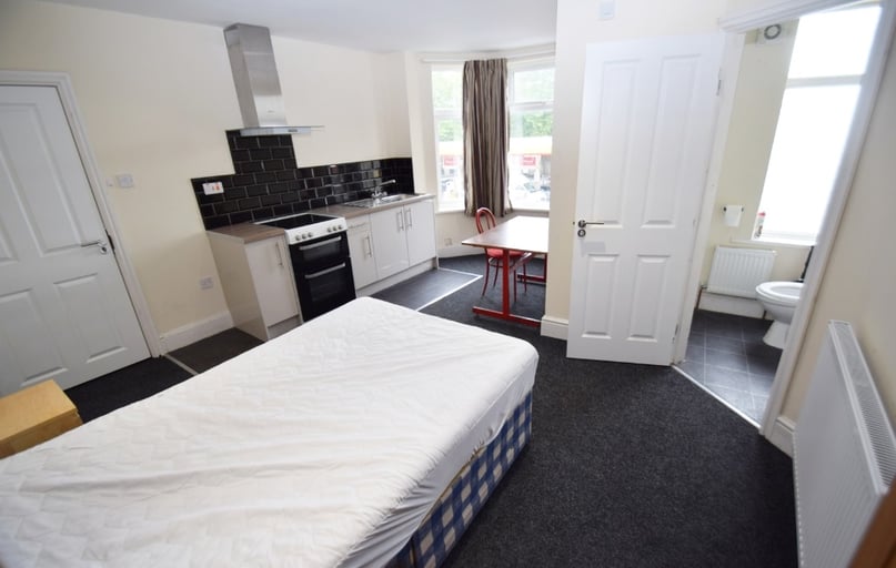 Stoke Road, Shelton, Stoke - Image 1