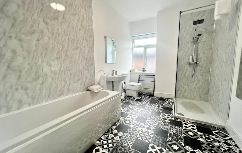 Cauldon Road, Shelton, Stoke - Image 1