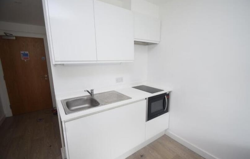 128 London Road, Trent Vale, Newcastle under Lyme - Image 1