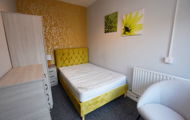 Denmark Road, City Centre, Northampton - Image 1