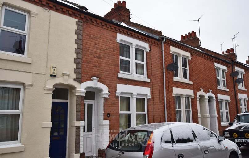 Artizan Road, Abington, Northampton - Image 1
