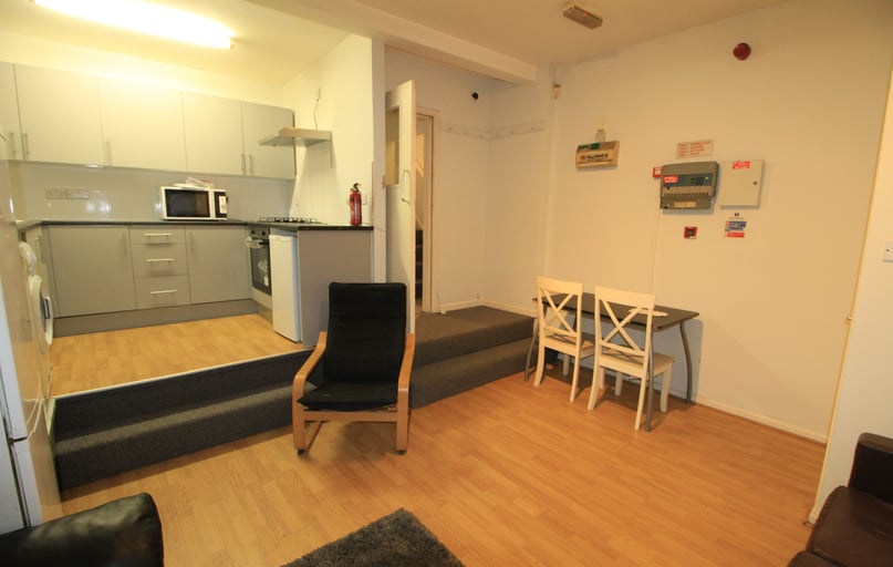 Mansfield Road, Arboretum, Nottingham - Image 1