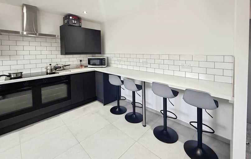 Barrique Road, Dunkirk, Nottingham - Image 1