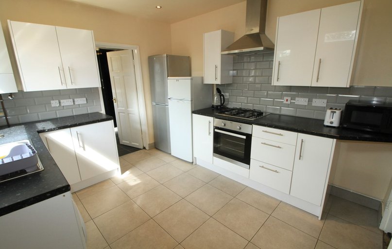 Beeston Road, Dunkirk, Nottingham - Image 1