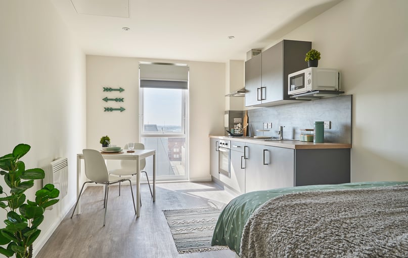 Luxury Studio, The Bank, West Street, City Centre, Southampton - Image 1