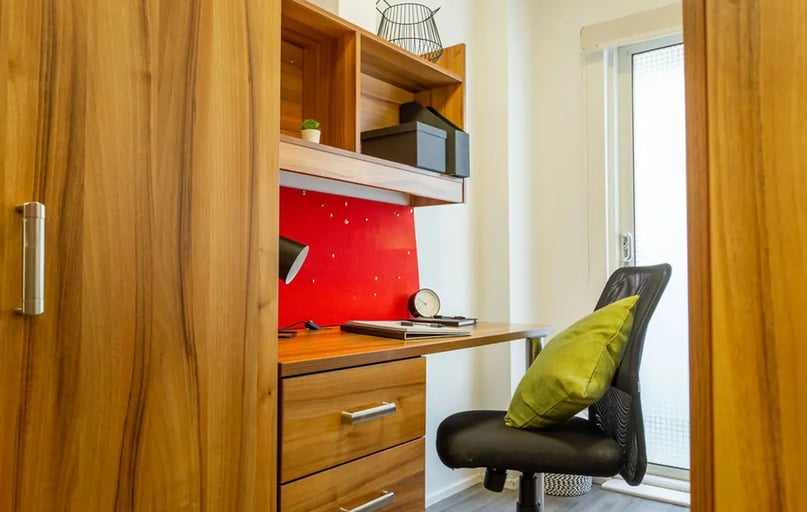 Deluxe Studio, CB1, Aston House Brookgate, City Centre, Cambridge - Image 1