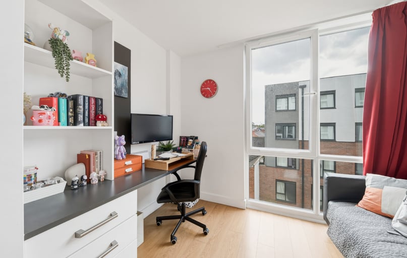 Silver Courtyard Studio, Floors G-2, CODE Students, 40-72 Western Road, Bede Park, Leicester - Image 1