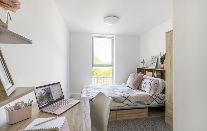 Deluxe Ensuite, Bailrigg Student Living, 300A and 300B Scotforth Road, Hala, Lancaster - Image 1