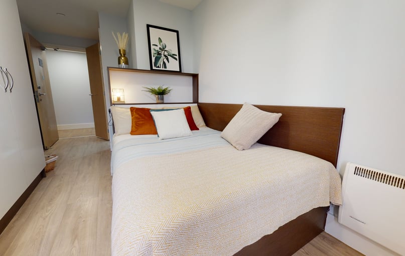 Platinum En Suite Plus, iQ Penworks House, 5 Moland Street, City Centre, Birmingham - Image 1