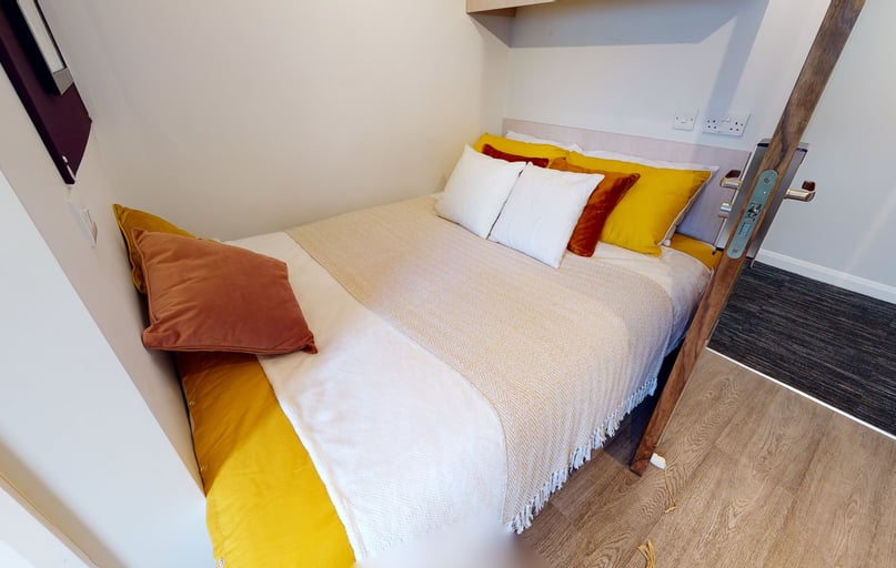 Accessible Gold Studio, iQ Sawmills, 2-4 Newmarket Road, City Centre, Brighton - Image 1