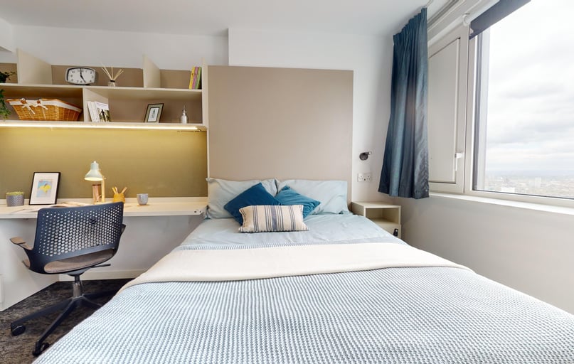 Gold Studio Premium, iQ Vega, 6 Miles Street, Vauxhall, London - Image 1