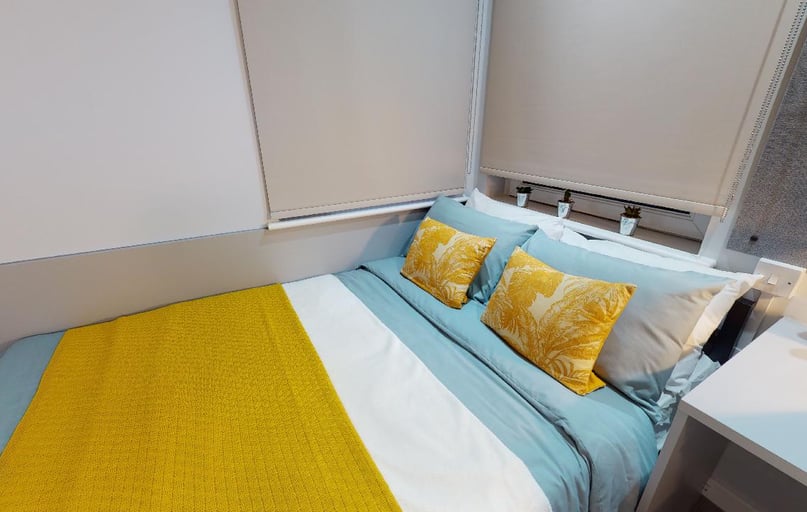 Diamond En Suite, iQ Broderick House, 140 Bath Row, City Centre, Birmingham - Image 1