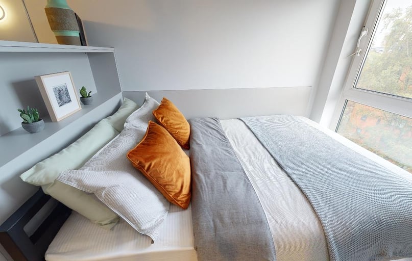 Silver Studio, iQ Broderick House, 140 Bath Row, City Centre, Birmingham - Image 1