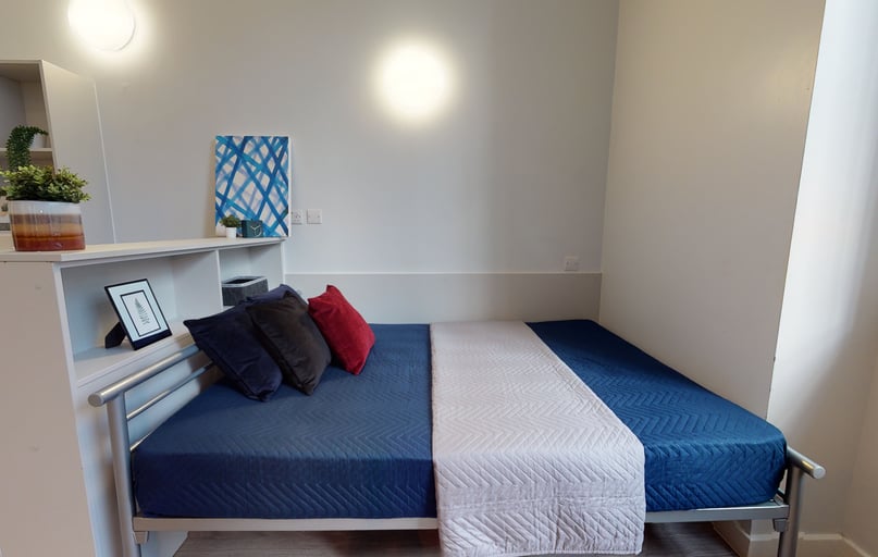 Bronze Studio, iQ Studios 51, 30 Bagot Street, City Centre, Birmingham - Image 1