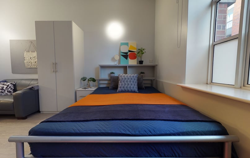 Bronze Studio Plus, iQ Studios 51, 30 Bagot Street, City Centre, Birmingham - Image 1