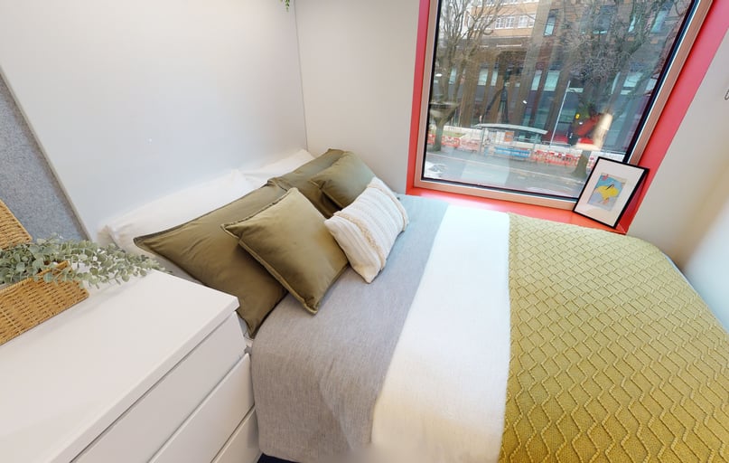 Copper En Suite, iQ Brighton, 7 The Furlong, Coombe Road, Brighton - Image 1