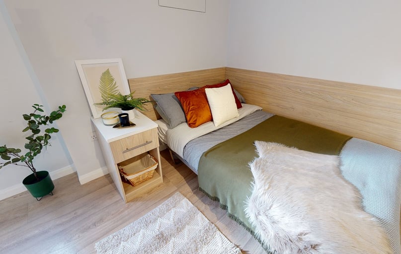 Premium Studio, iQ Sawmills, 2-4 Newmarket Road, City Centre, Brighton - Image 1