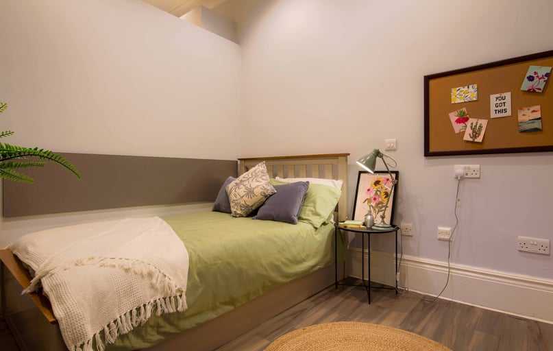 Diamond 1 Bed Apartment, iQ Elliott House, 8-10 Hillside Crescent, City Centre, Edinburgh - Image 1