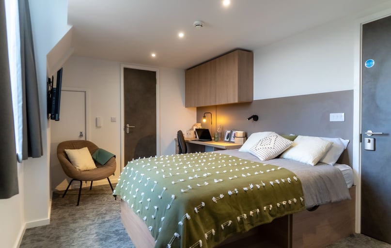 Platinum Studio, iQ The Mont, 13 Rilbank Terrace, Marchmont, Edinburgh - Image 1