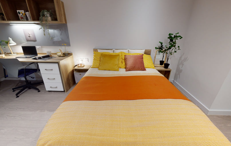 1 Bed Apartment, iQ Elgin Place, 240 Bath Street, City Centre, Glasgow - Image 1