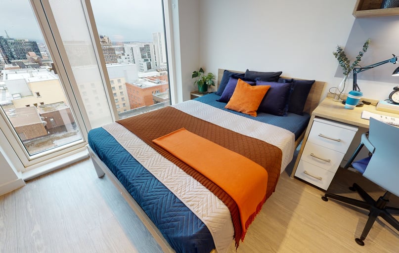 Bronze Studio Plus, iQ Elgin Place, 240 Bath Street, City Centre, Glasgow - Image 1