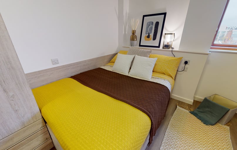 Platinum Studio, iQ Kingston, 15 Wood Street, City Centre, Kingston - Image 1