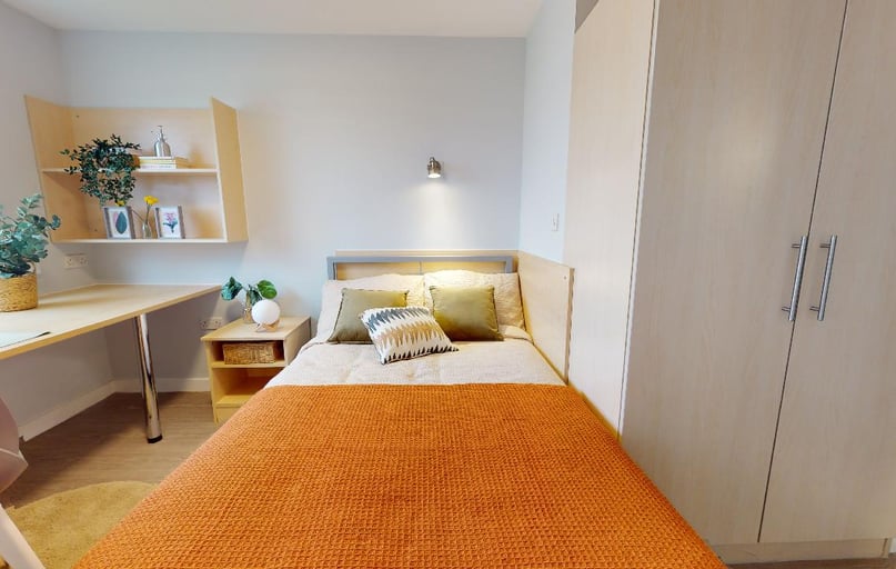 Bronze En Suite Premium, iQ Pavilions, Pavilions Student Village, Ruston Way, Lincoln - Image 1