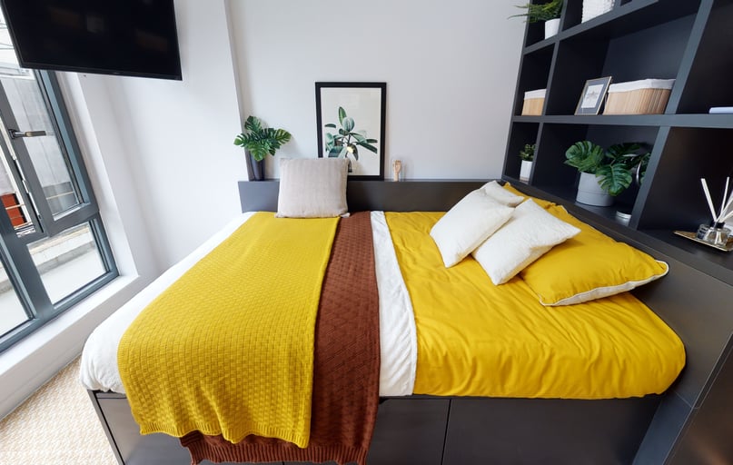 Gold Studio, iQ Bloomsbury, 200 Euston Road, Bloomsbury, London - Image 1