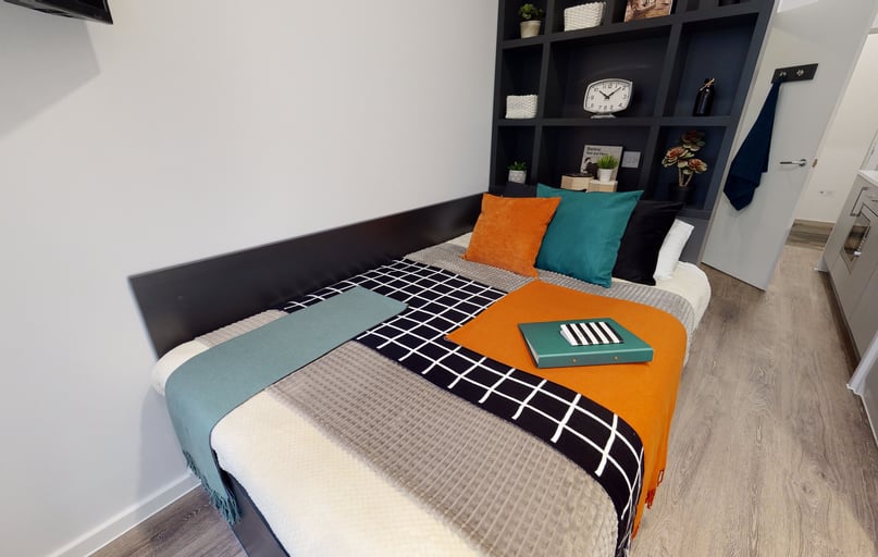 Silver Studio, iQ Bloomsbury, 200 Euston Road, Bloomsbury, London - Image 1