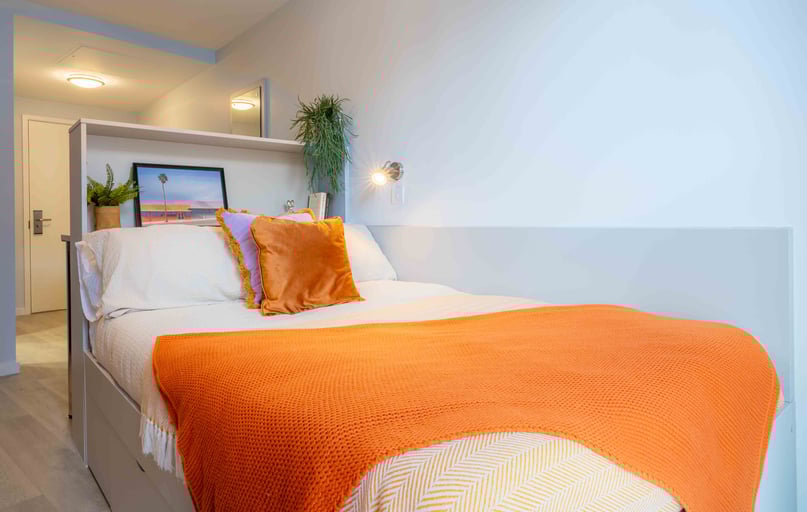 Platinum Studio Plus-2627, iQ City, 11 Bastwick Street, Finsbury, London - Image 1