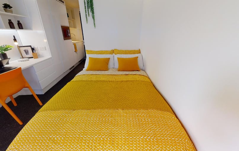 Bronze Studio, iQ Flinders House, Bear Point, 2 East Parkside, Greenwich, London - Image 1