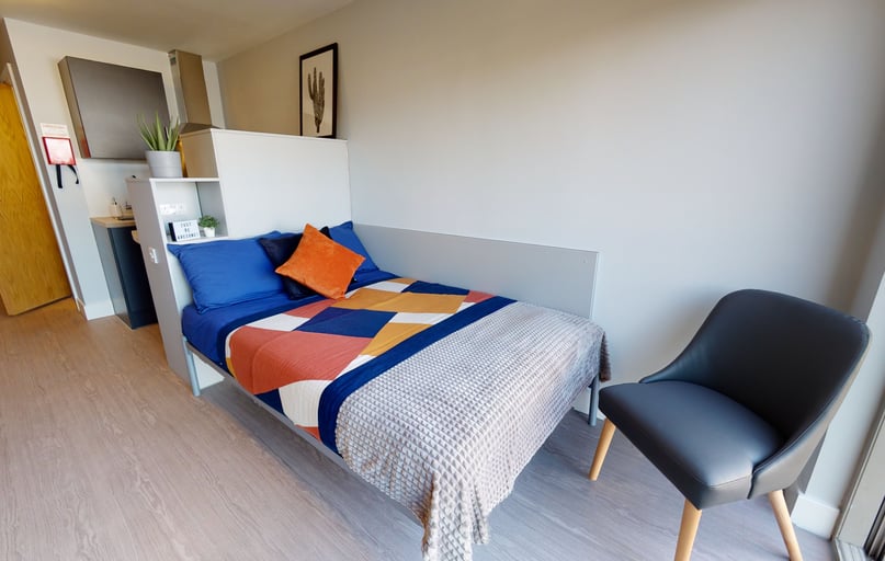 Silver Studio Plus, iQ Hoxton, 67 Kingsland Road, Hoxton, London - Image 1