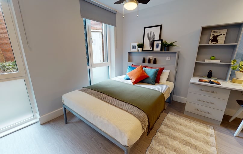 Silver Studio, iQ Magenta House, Whitechapel Road, Spitalfields, London - Image 1