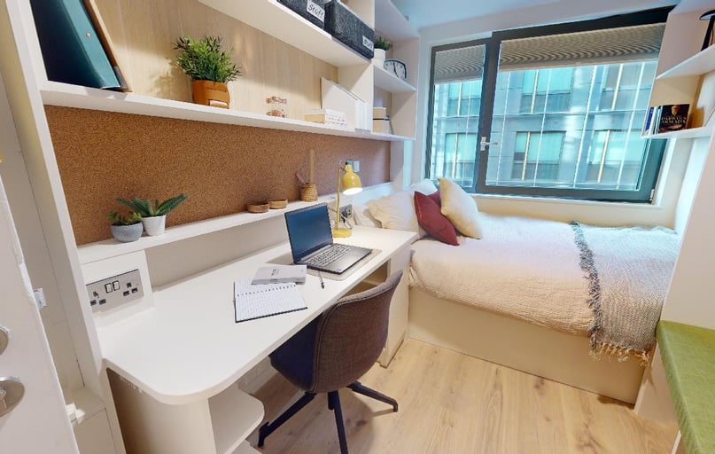 Platinum 2 Bed Apt Plus, iQ Paris Gardens, 6 Paris Garden, Southwark, London - Image 1