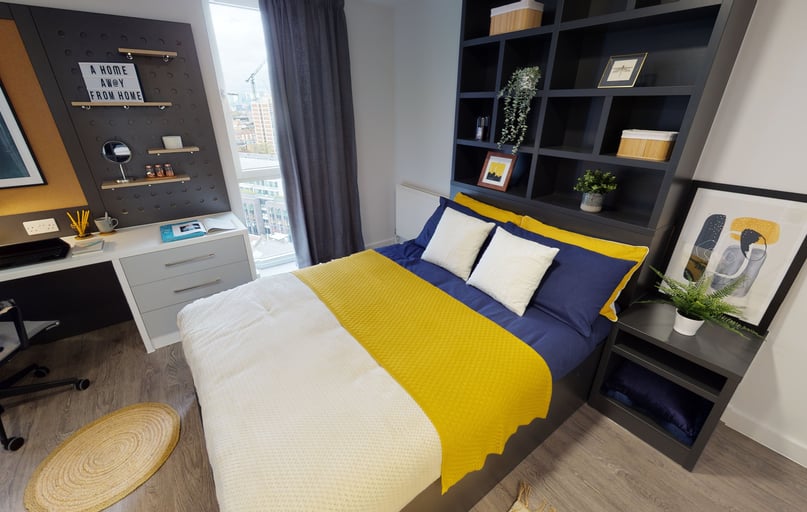 Platinum Penthouse, iQ Shoreditch, East Road, Shoreditch, London - Image 1