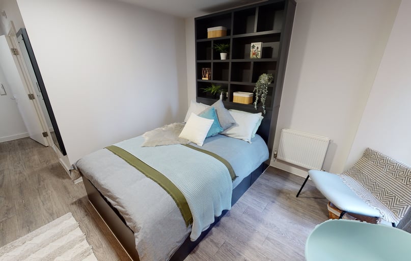 Platinum Studio, iQ Shoreditch, East Road, Shoreditch, London - Image 1