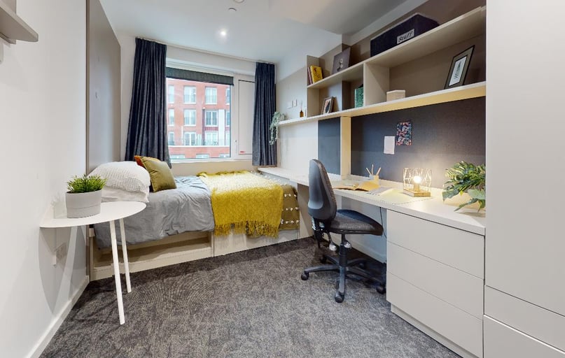 Silver 3 Bed Apartment, iQ Vega, 6 Miles Street, Vauxhall, London - Image 1