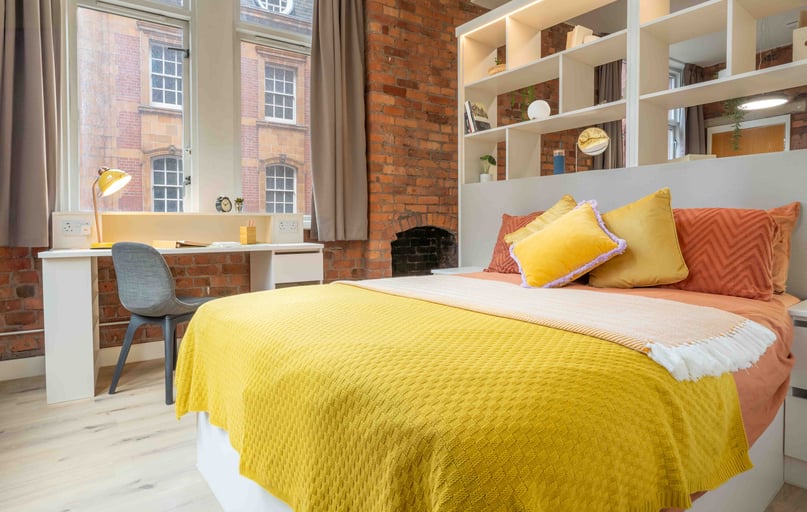 Platinum Studio, iQ Hollingworth House, Fairfield Street, City Centre, Manchester - Image 1