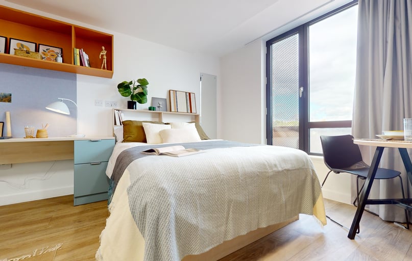 Gold Studio Plus, iQ Signal Place, 10 Traffic Street, City Centre, Nottingham - Image 1