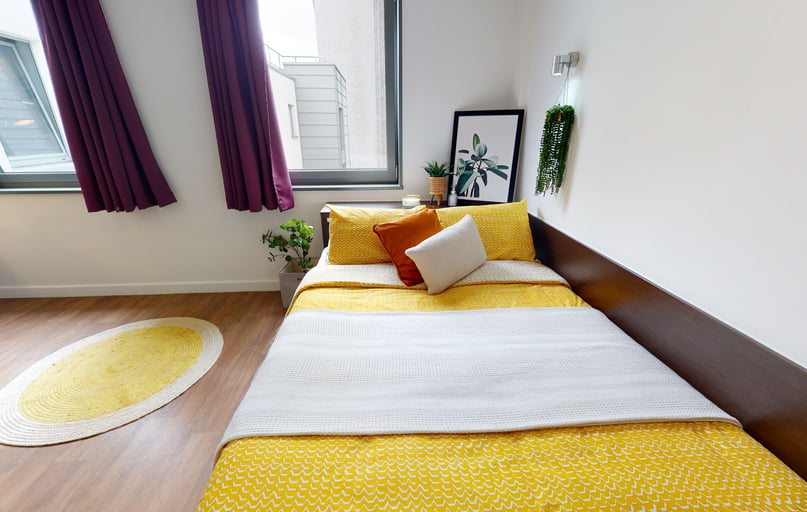 Gold Studio, iQ Astor House, 163 Notte Street, City Centre, Plymouth - Image 1