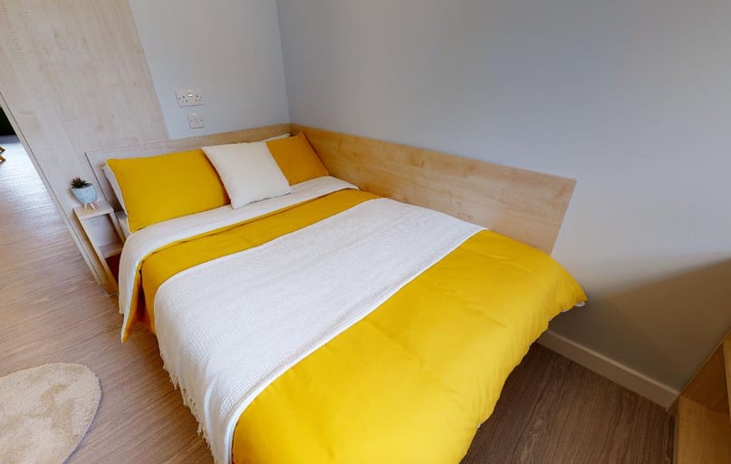 Silver En Suite, iQ Student Quarter, Seaford Road, City Centre, Salford - Image 1