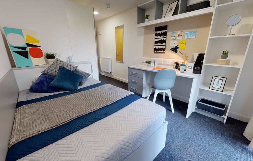 Bronze En Suite Plus, iQ Century Square, Radford Street, City Centre, Sheffield - Image 1