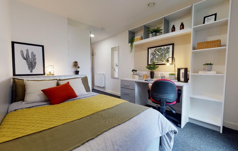 Copper En Suite, iQ Century Square, Radford Street, City Centre, Sheffield - Image 1