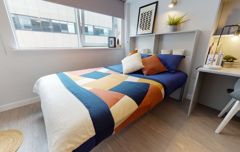 Silver Studio, iQ Fenton House, 51 Wellington Street, City Centre, Sheffield - Image 1