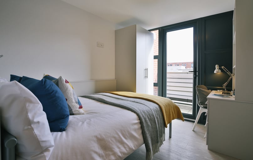 1 Bed Apartment, iQ Steel, 19 Pitt Street S1 4DQ, City Centre, Sheffield - Image 1