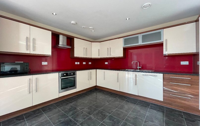 Apt 1, 116 Ecclesall Road, Sharrow, Sheffield - Image 1